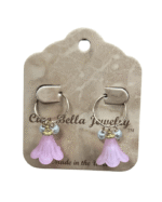 Golden Delicate Lucite Flower & Pearl Hoop Earrings - Image 7